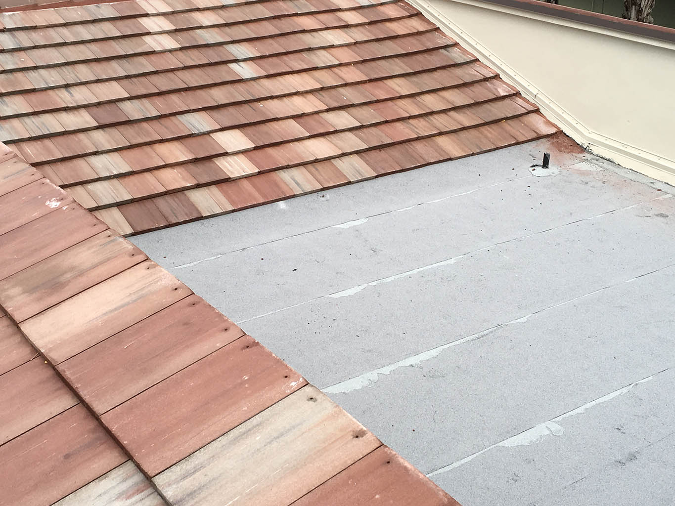 flat roof tiling